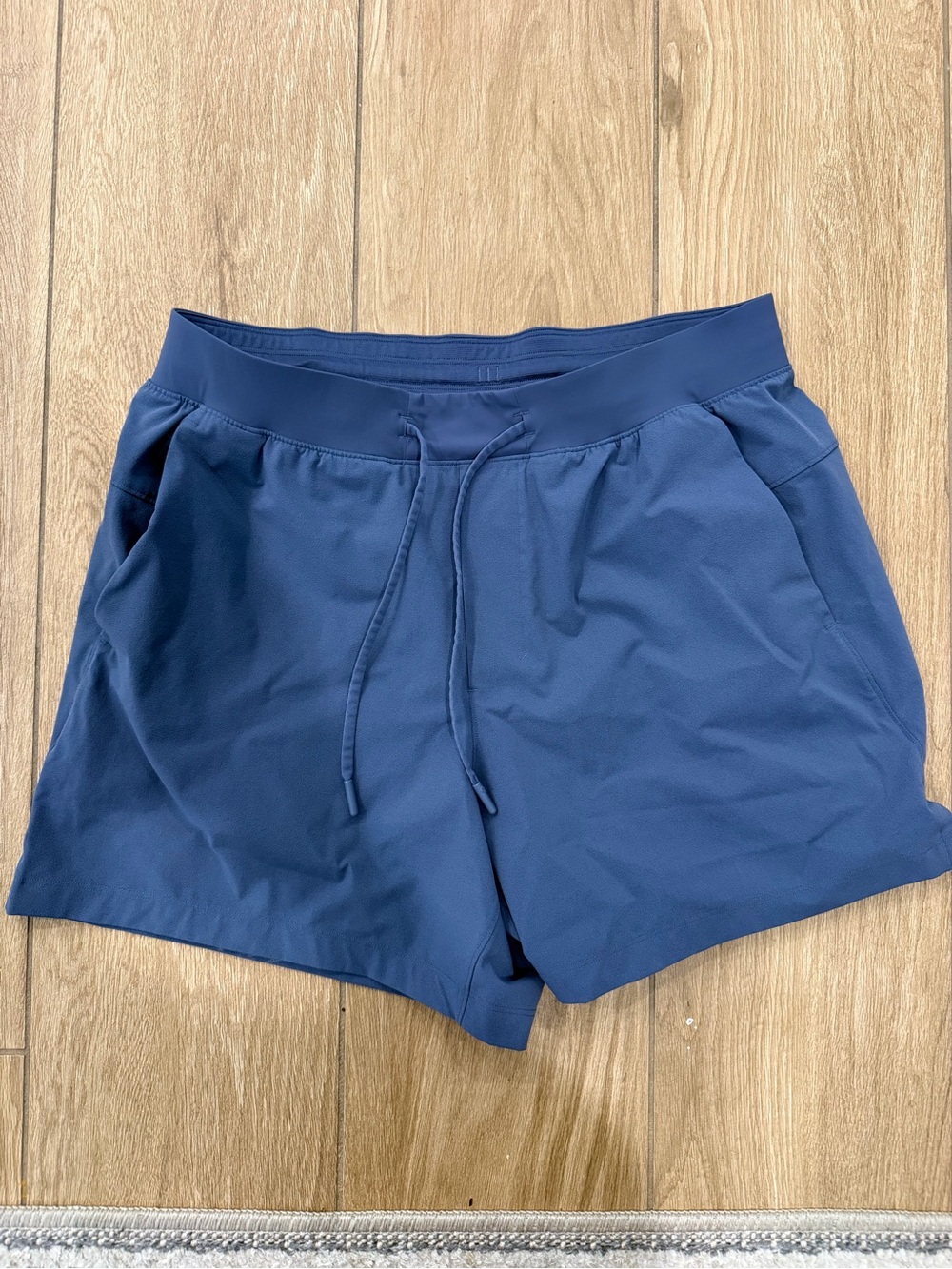 Lululemon Men’s 5” Zeroed in Shorts